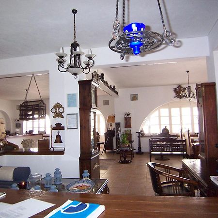 Porto Scoutari Romantic Hotel Skála Buitenkant foto