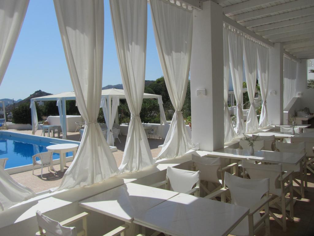 Porto Scoutari Romantic Hotel Skála Buitenkant foto