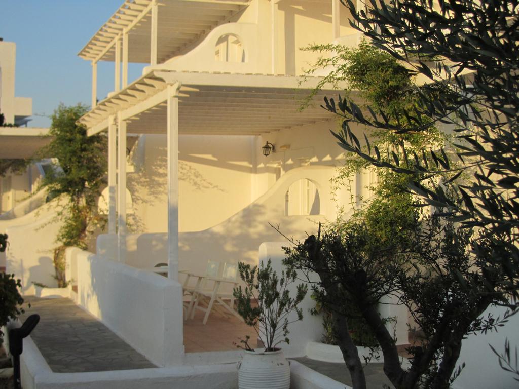 Porto Scoutari Romantic Hotel Skála Buitenkant foto