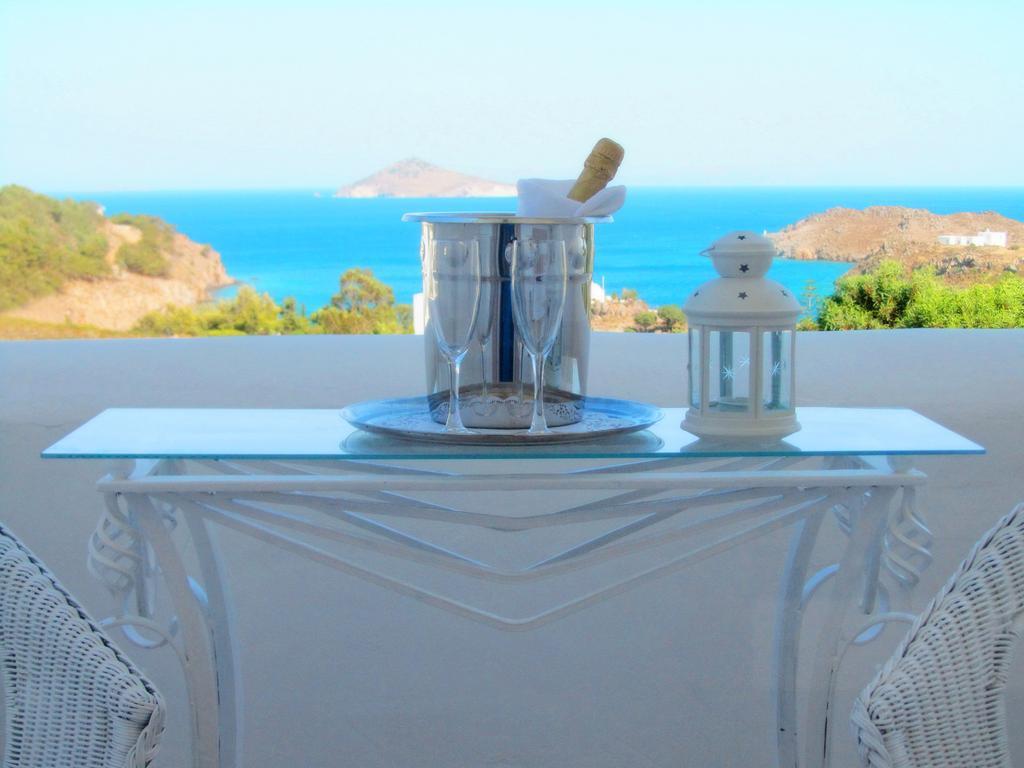 Porto Scoutari Romantic Hotel Skála Buitenkant foto