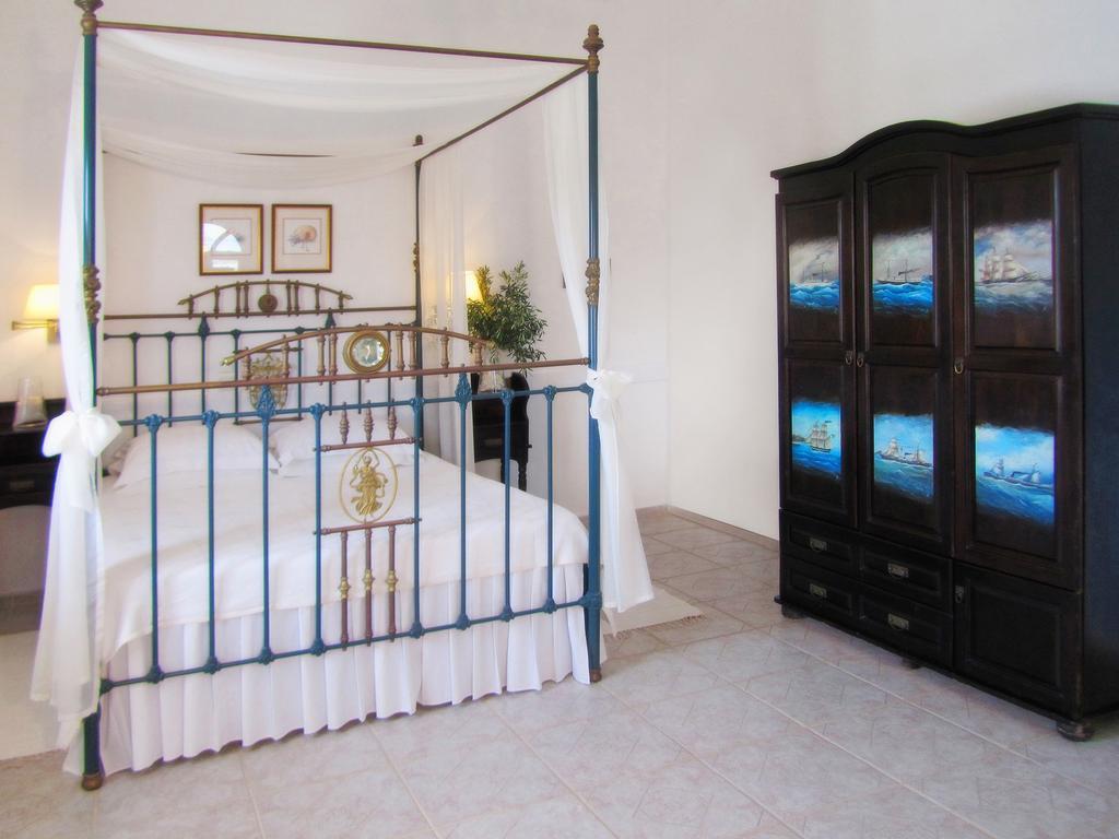 Porto Scoutari Romantic Hotel Skála Buitenkant foto