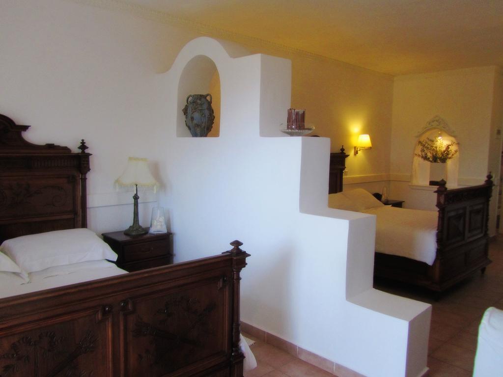 Porto Scoutari Romantic Hotel Skála Buitenkant foto
