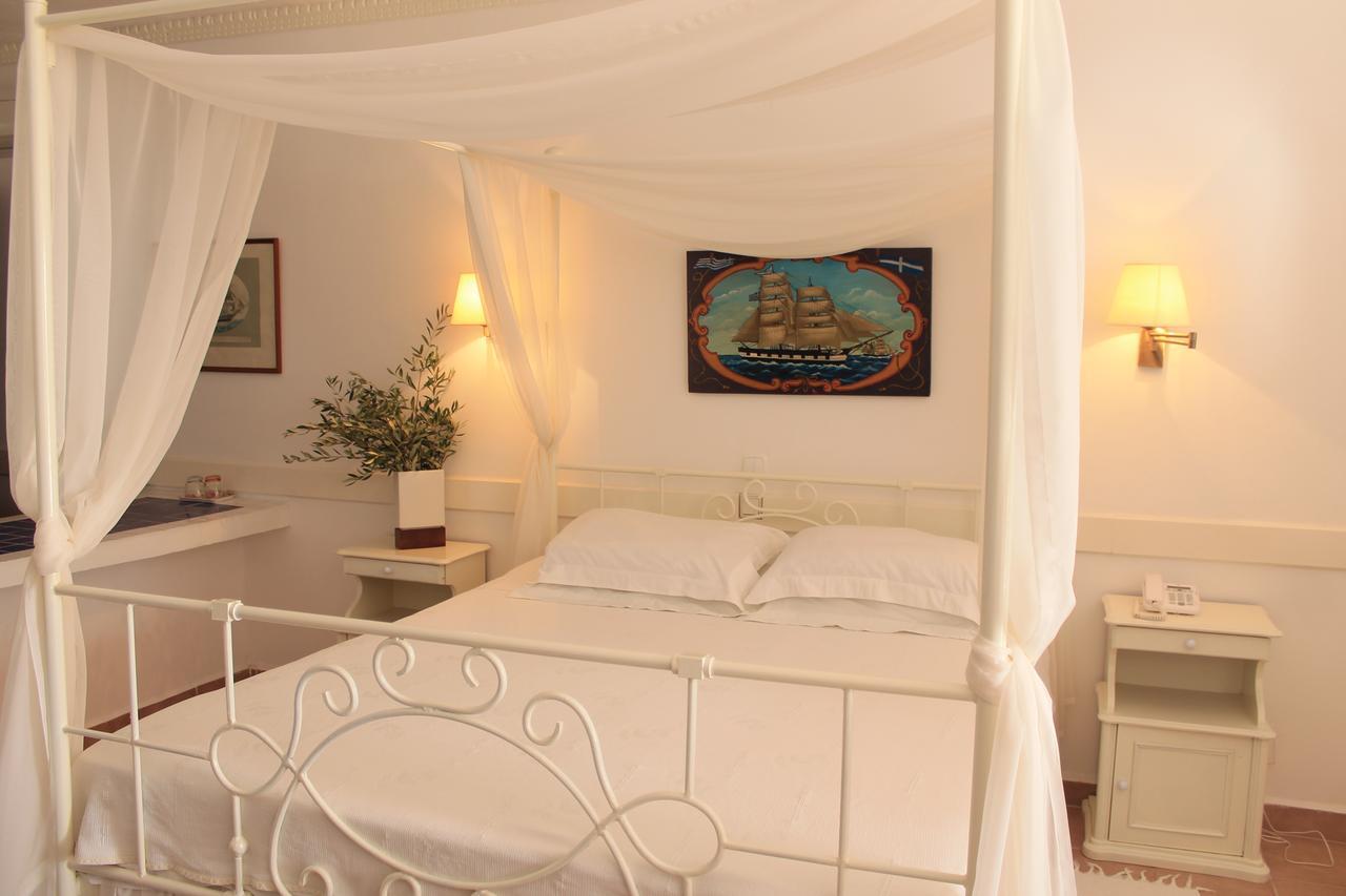 Porto Scoutari Romantic Hotel Skála Buitenkant foto