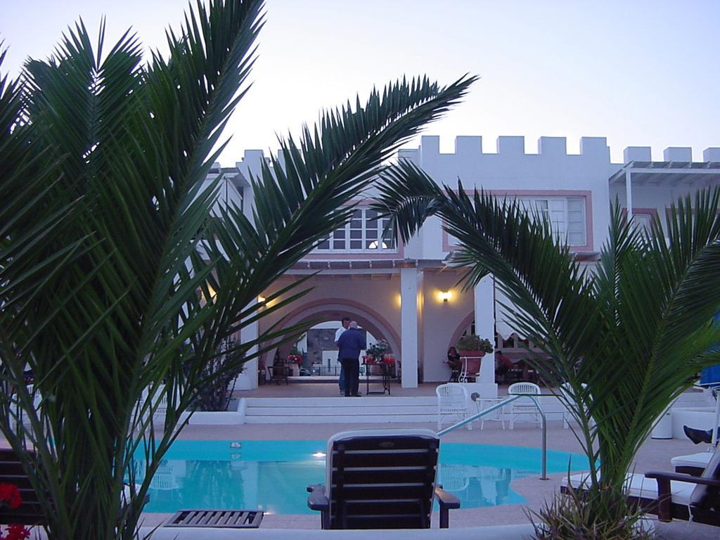 Porto Scoutari Romantic Hotel Skála Buitenkant foto