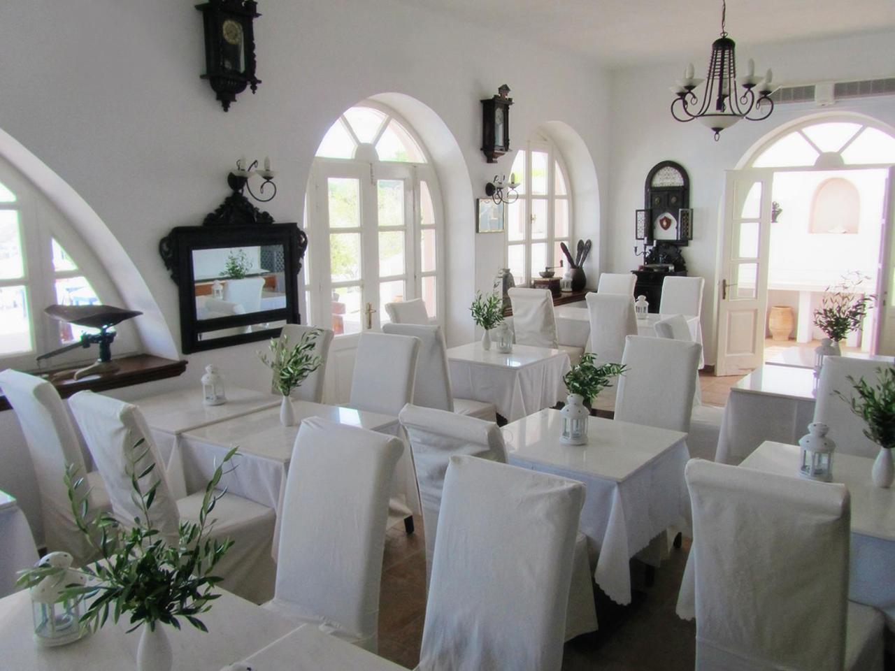 Porto Scoutari Romantic Hotel Skála Buitenkant foto